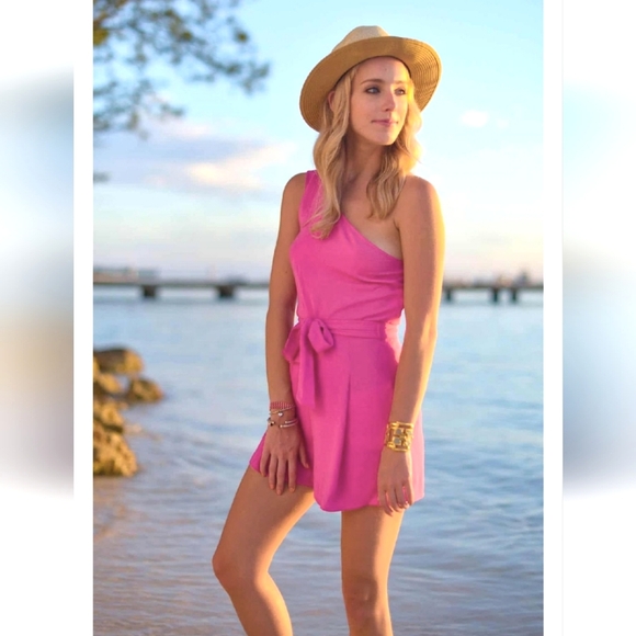 LEITH | One Shoulder Romper - Picture 1 of 5